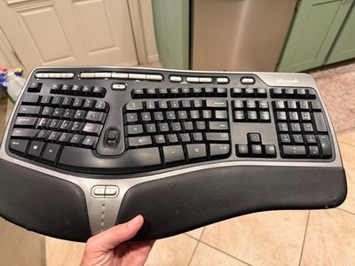 Microsoft Natural Ergonomic Keyboard 4000 v1.0 Wired Tested Works