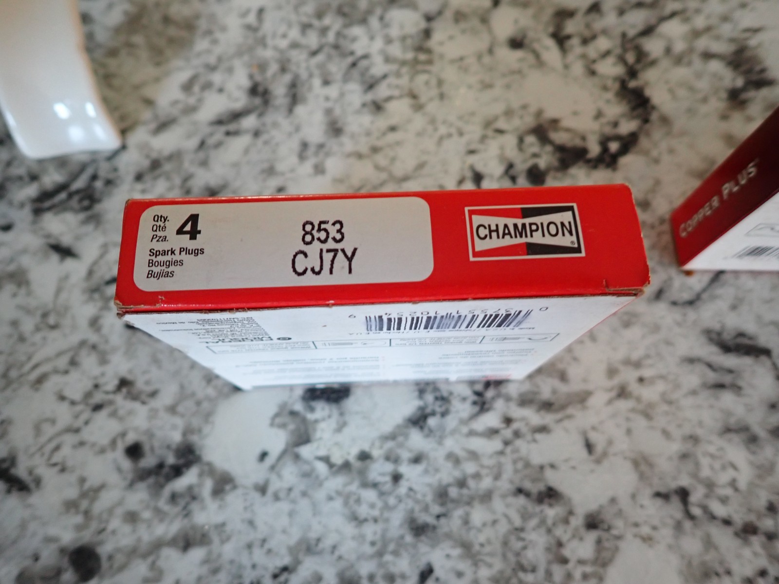PKG. of 4 New Genuine Champion spark plugs CJ7Y 853  FREE SHIPPING