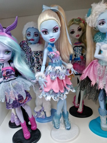 Monster High Abbey Bominable Dot Dead Gorgeous Doll
