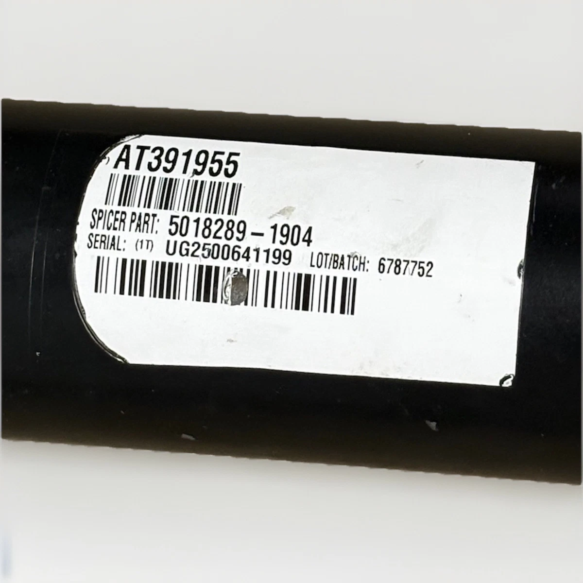 John Deere AT391955 Driveshaft,SPICER PART-5018289-1904 photo 2