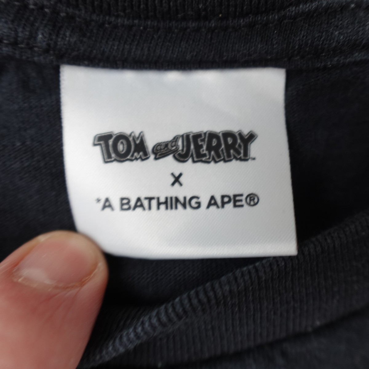 Bape x Tom & Jerry Shirt Men's L Black Big Logo Graphic Tee Bape x Tom & Jerry Shirt Men's L Black Big Logo Graphic Tee