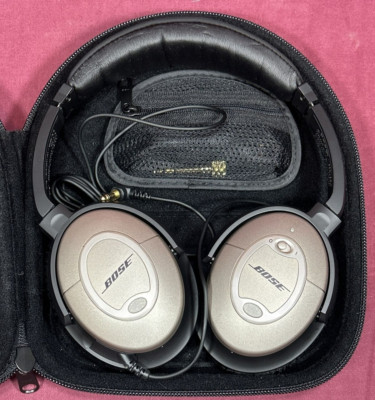Bose QC2 Quiet Comfort Over Ear Noise Cancelling Headphones