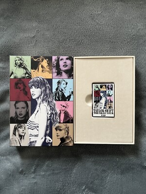 Original Taylor Swift Pin von The Eras Tour inkl. Originalverpackung