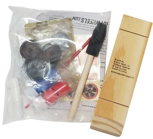 Hot Wheels Marvel Captain America Real Wood Build & Customize Wood Racer (6+) Foto 3 de 4