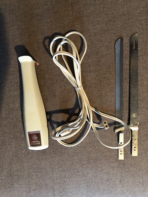 Vintage General Electric Corded Electric Carving Knife Slicer w/ 2 Blades 