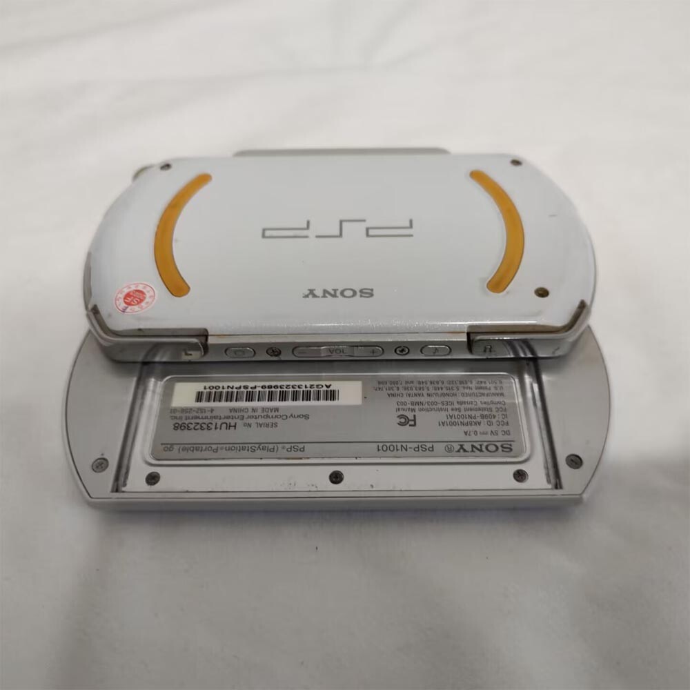 Sony PSP GO console White with Charger PSPN1001 US Free Shipping eBay