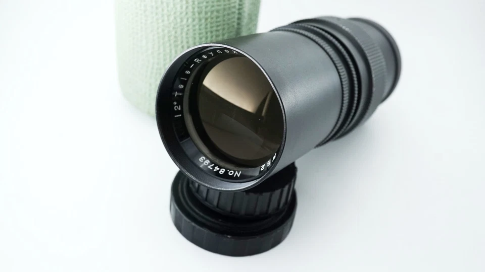 Compact Raynox Tele-Raynox 200mm F4.5 with T Mount and M42 - Image 2 of 4