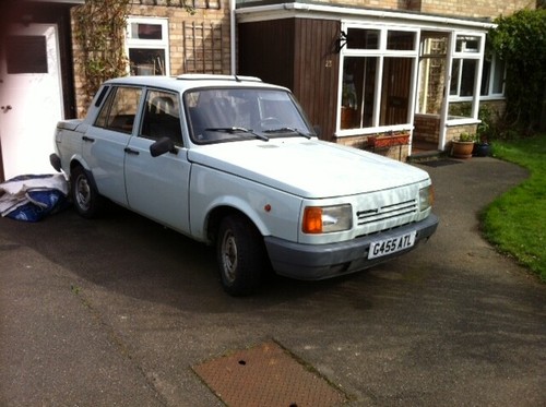 Wartburg-353-4-stroke-saloon