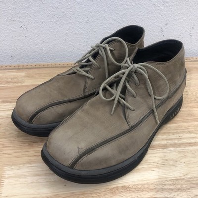 Merrell Shoes Topo Chukka Mens 9 M Brown Low Top Leather Casual Walking