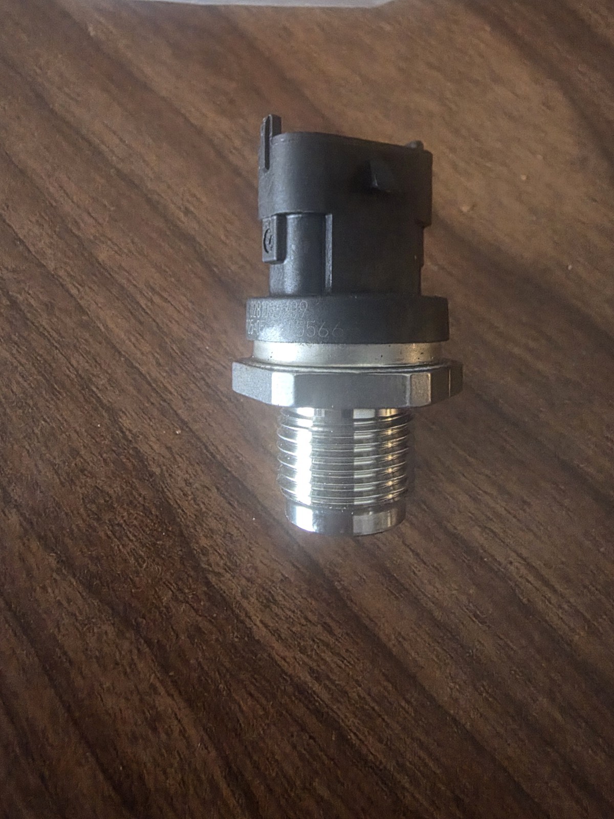 Maserati Fuel Pressure Sensor Rail  Quattroporte Ghibli 3.0 673002038