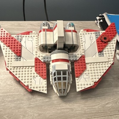 LEGO Star Wars T-6 shuttle 7931 Set 389 Pieces. 2 Figs included check last pic