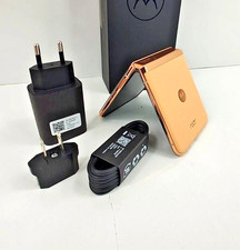 Moto Razr 40 Ultra 5G XT2321-1 5G 8GB RAM/256GB Foldable 6.9" Peach Fuzz