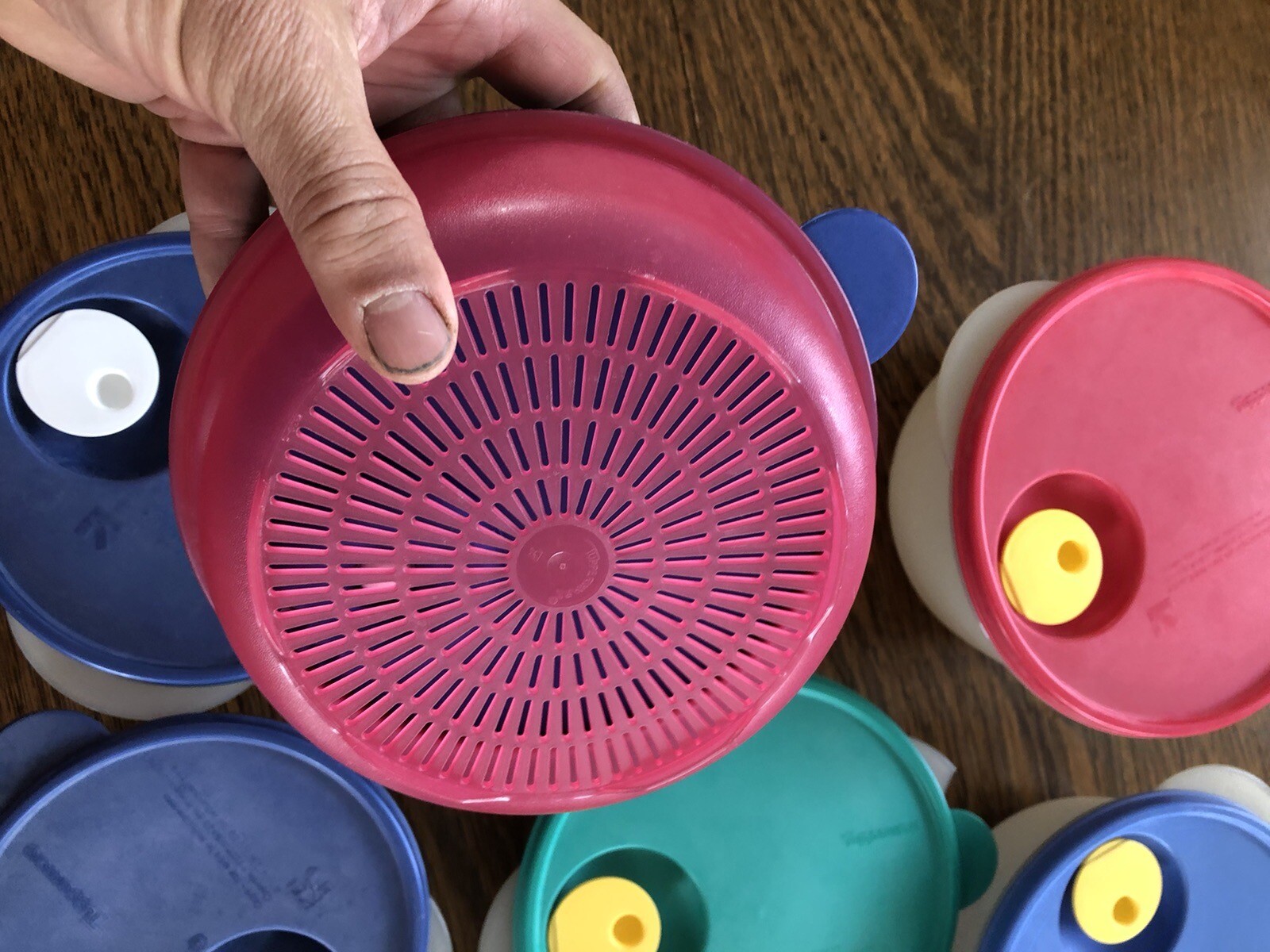 Crystalwave Tupperware Lot Of 22. 2642A 2640B 2647A 2645B With lids