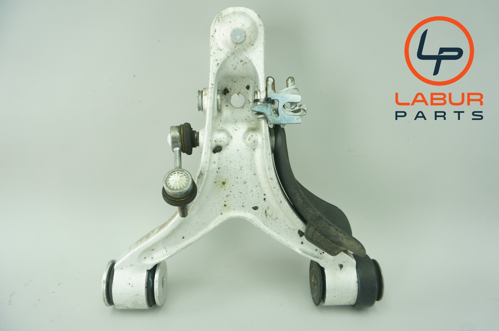 M139 Maserati 04-08 Quattroporte Front Left Driver Side Control Arm Set Z4577