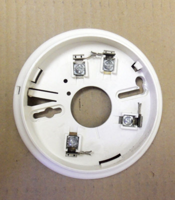 LOT OF 6 SIMPLEX  4098-9788  TWO WIRE SMOKE BASE WITH REMOTE LED  40989788