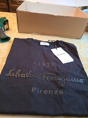 $590 Salvatore Ferragamo Men's Logo Crew Neck T-Shirt Size $590 Salvatore Ferragamo Men's Logo Crew Neck T-Shirt Size