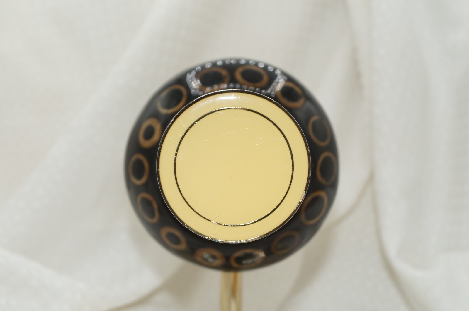 Circle Design Huge Bangle Bracelet - image 5