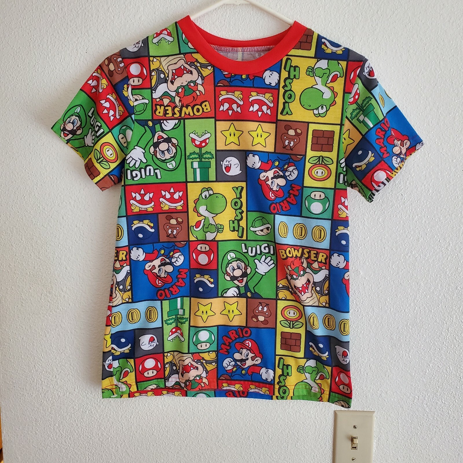 Super Mario World All Over Print T-Shirt Nintendo Bra… - Gem