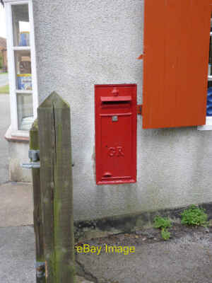 Photo 6x4 Laxton Post Office postbox NG22 107 GR wallbox for installation c2014