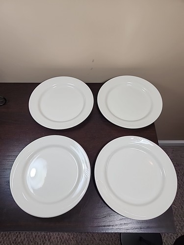 Oneida Espree Cream White 9" Diameter Plates Set of 4 Embossed Swirl Rim