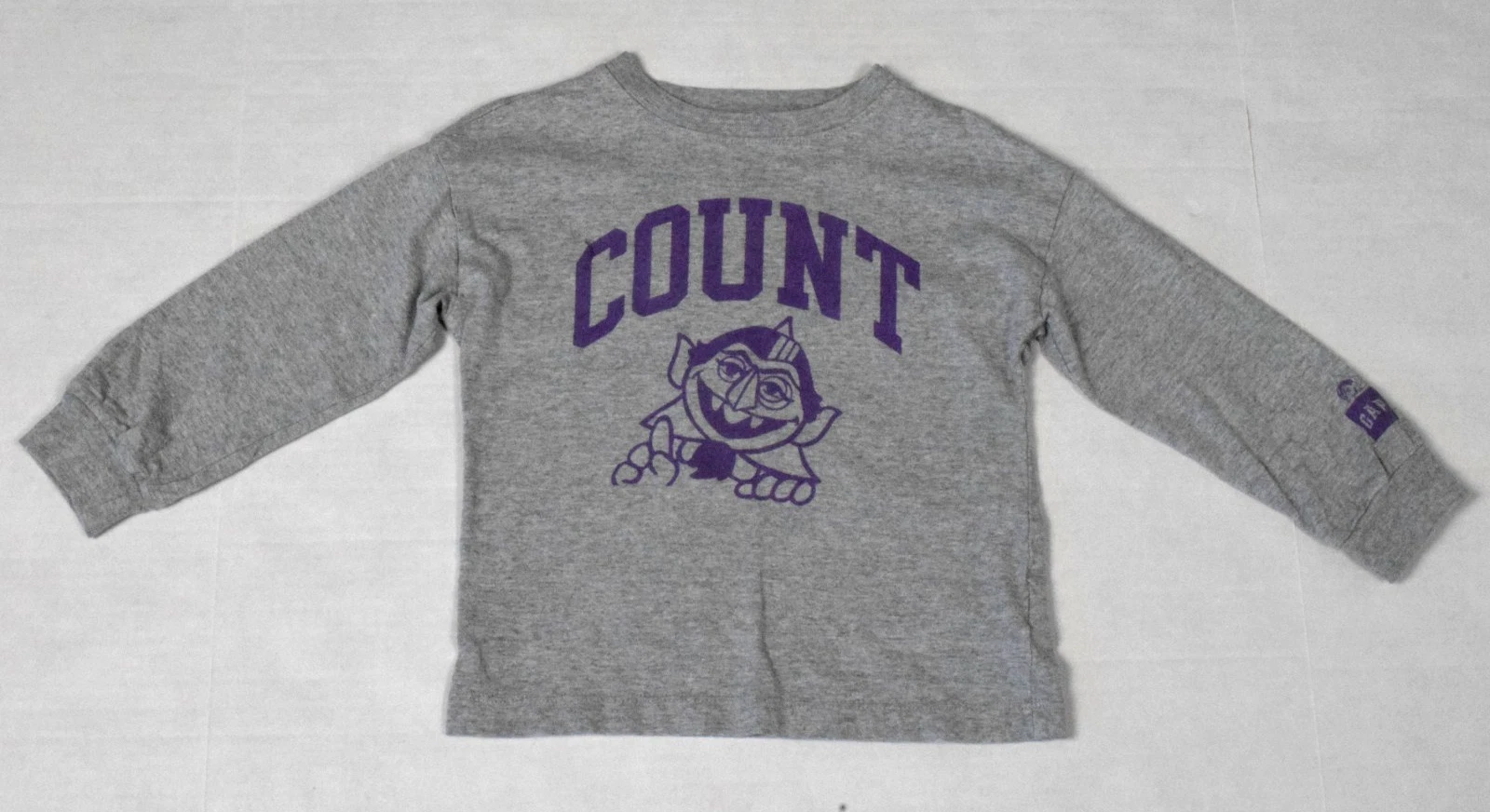 Kids Shirt Baby Gap Sesame Street Size 4 2022 Gray Count Front Back Graphic Tee