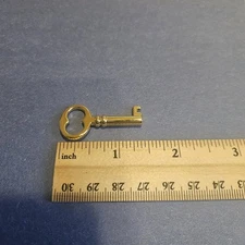 Barrel Key - Gold Color