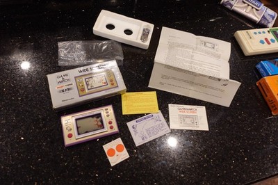Nintendo Game & Watch SNOOPY TENNIS Handheld Electronic Video Game