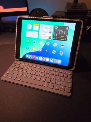 早い者勝ち‼️ iPad Cellular & SmartKeyBoard Set iPad and Keyboard products for sale | eBay