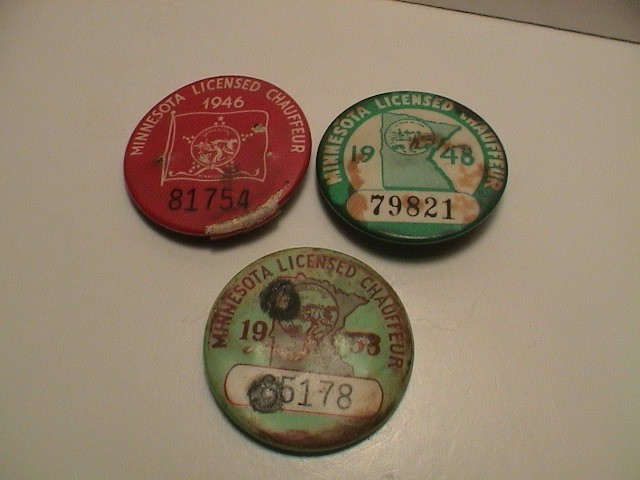 LOT /3 MINNESOTA CHAUFFEUR 1946 1948 1953 AUTOMOBILE DRIVERS LICENSE BUS BADGES