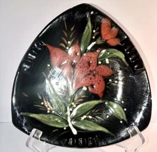 Italy Hand Painted Black Ashtray Red Flowers Vintage Ceramic READ