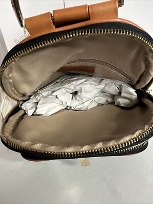 NWT Valentina Genuine Red & Tan Pebble Italian Leather  display picture 1