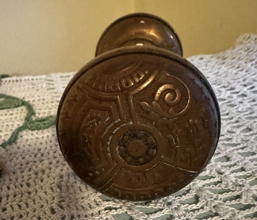 Antique Pair Set Of Brass Wide Base Corbin Ceylon Doorknobs Victorian Bronze - Picture 7 of 12