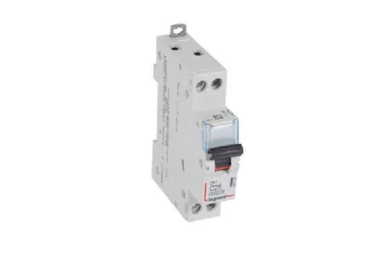 MAGNETOTERMICO DX3 P + N C25 1 MODULO