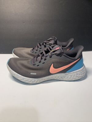 nike revolution 5 women's grey