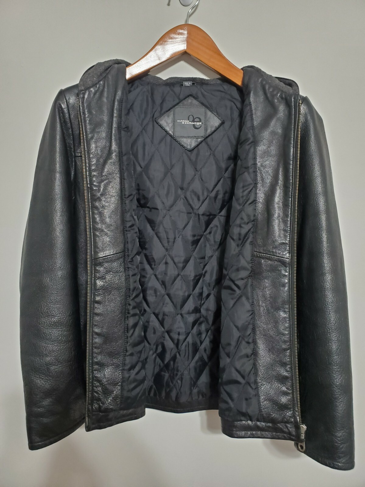 Outdoor Exchange Black Leather Hooded Jacket Womens S… Gem