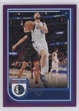 2022-23 Panini NBA Hoops Purple Maxi Kleber #124 1bs6