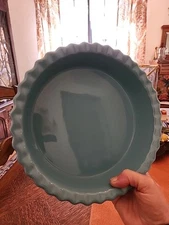 Unused Chantal Fluted Turquoise Ceramic 9" Stoneware Pie Bakeware 1 Qt.