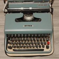 Underwood Olivetti Lettera 22 Manual Vintage Typewriter Blue may not work  thumbnail