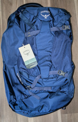 New Osprey Fairview 70L Blue Backpack with 2 in 1  Day Pack - Women's Fit