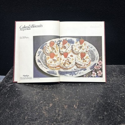 Hamlyn - Kuchen & Kekse von Margaret Wade - erschienen 1977