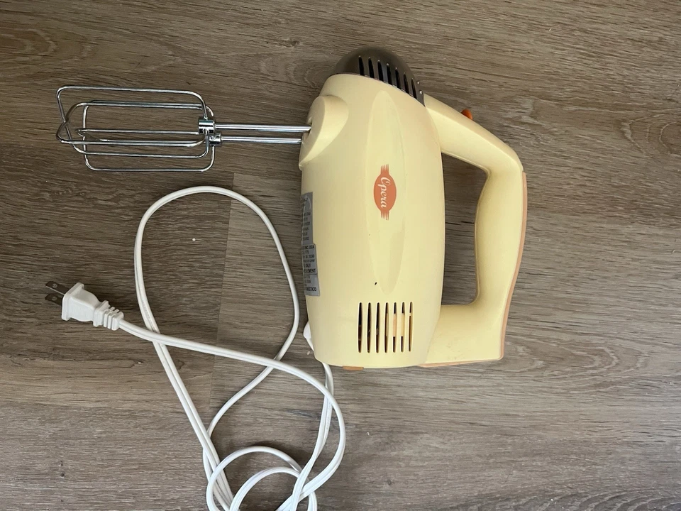 Mezclador de mano marca Opera vintage usado Foto 2 de 4