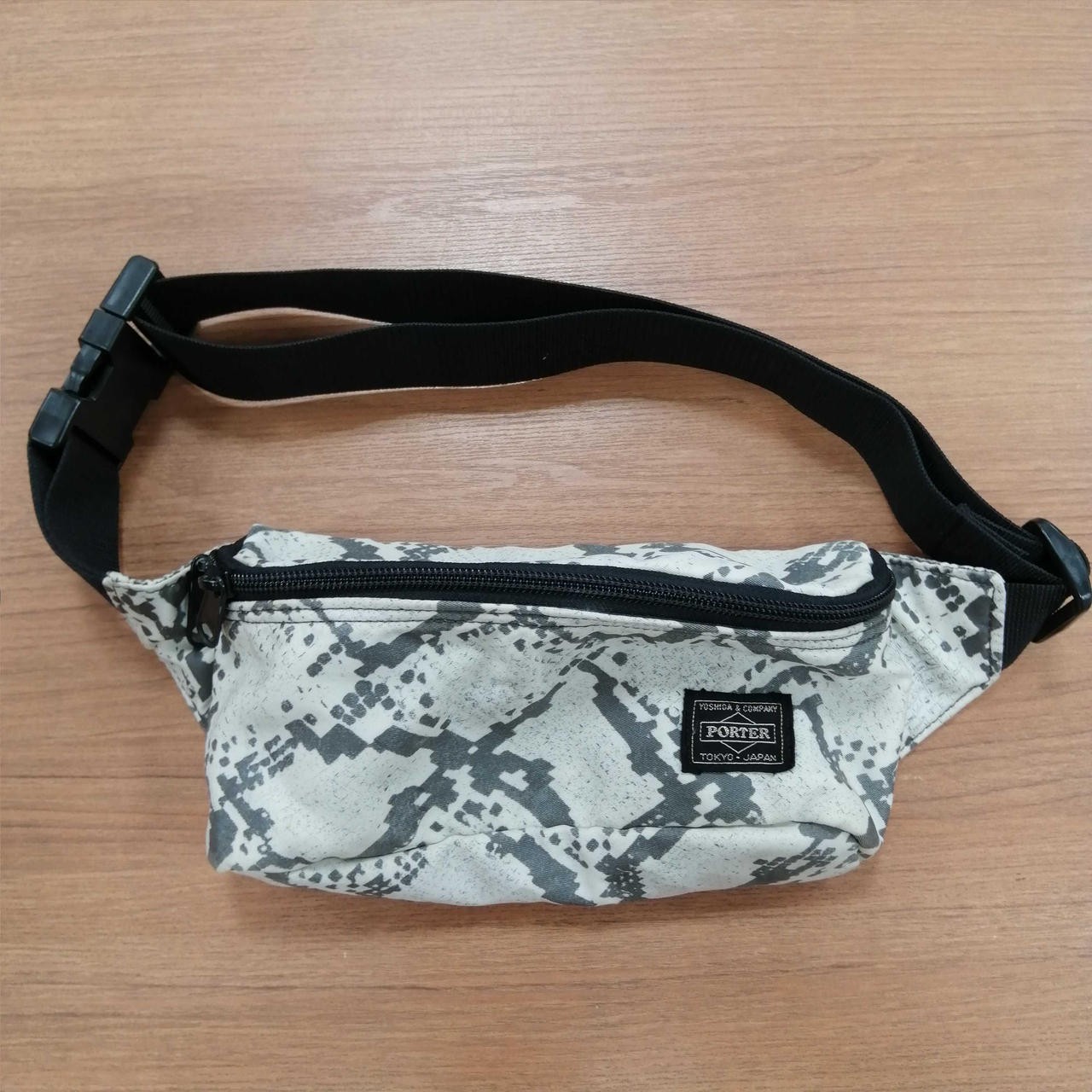 PORTER Waist Bag White Python Pattern - image 1