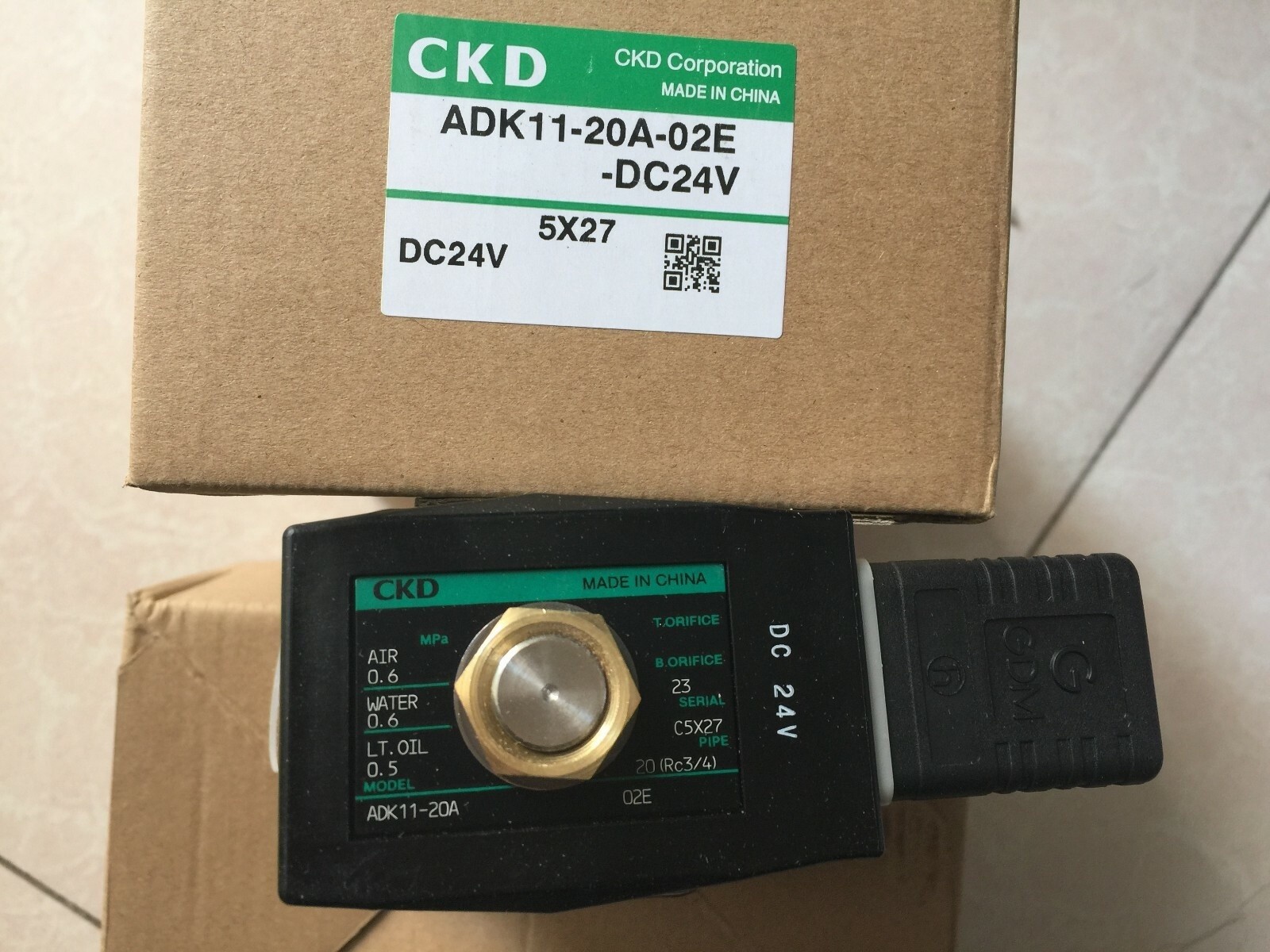 1PC NEW CKD solenoid valve ADK11-20A-02E-DC24V *le
