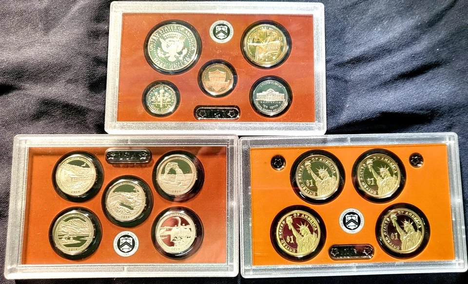 EXTREMELY RARE 2014 US Proof Set with Grease Strike on Obverse Native American. - Image 4 of 4