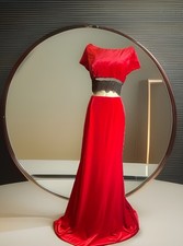 Sherri Hill 50736 Mermaid Two Piece Red Velvet Beaded Bodice gown size 8 NWT