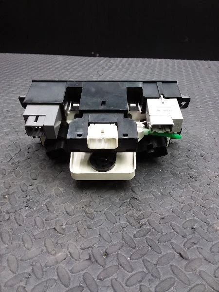 Climate Temperature Control Automatic Push Button Control Fits 00-03 SOLARA 1849 Foto 4 de 4