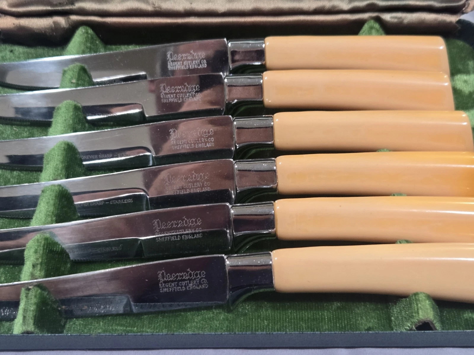 Vintage Sheffield England Steak Knife Set Peeredge Butterscotch Handles
Opens in a new window or tab