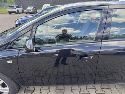 Opel Corsa D original Tür vorn links 5-Türer Z20R Saphirschwarz Metallic Rohbau