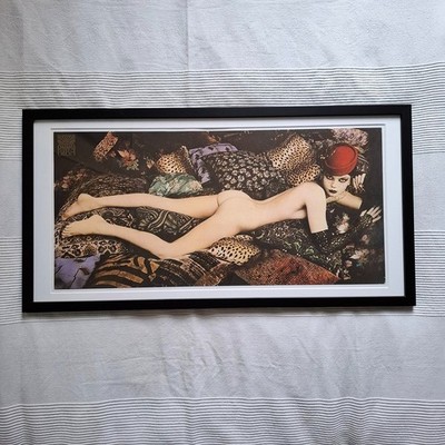 Mouche von James Wedge für BIBA Magazine 1974 Rahmen PPT Glas 43x83 cm Erotik