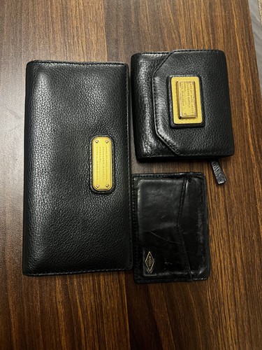 Black Leather Wallet Lot – Marc Jacobs & Fossil – Pre-Owned